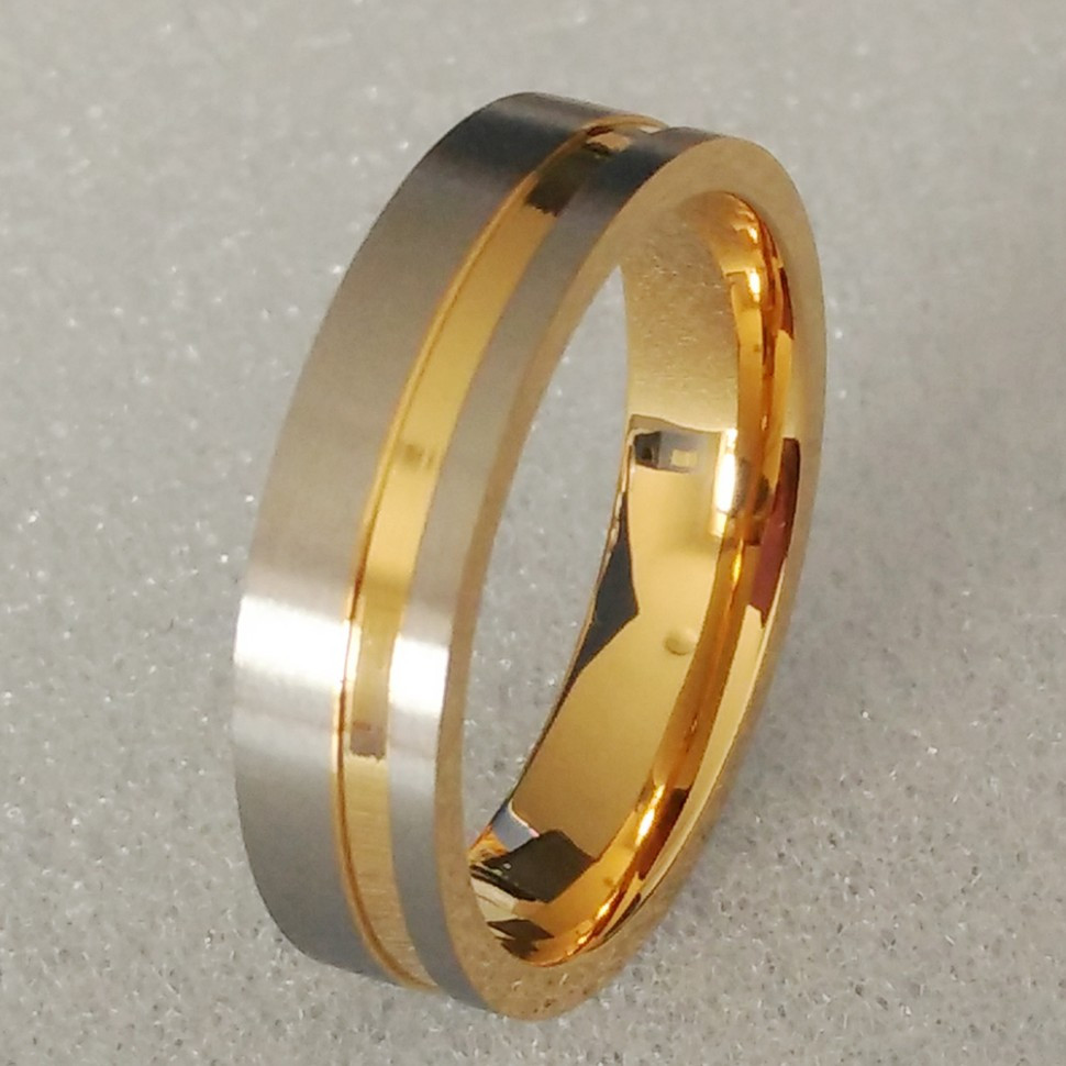 Кольцо из титана Lonti TIR-001M с золотистым покрытием оптом