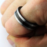 Черное кольцо из карбида вольфрама CARRAJI R-TU-0104 с фианитом оптом